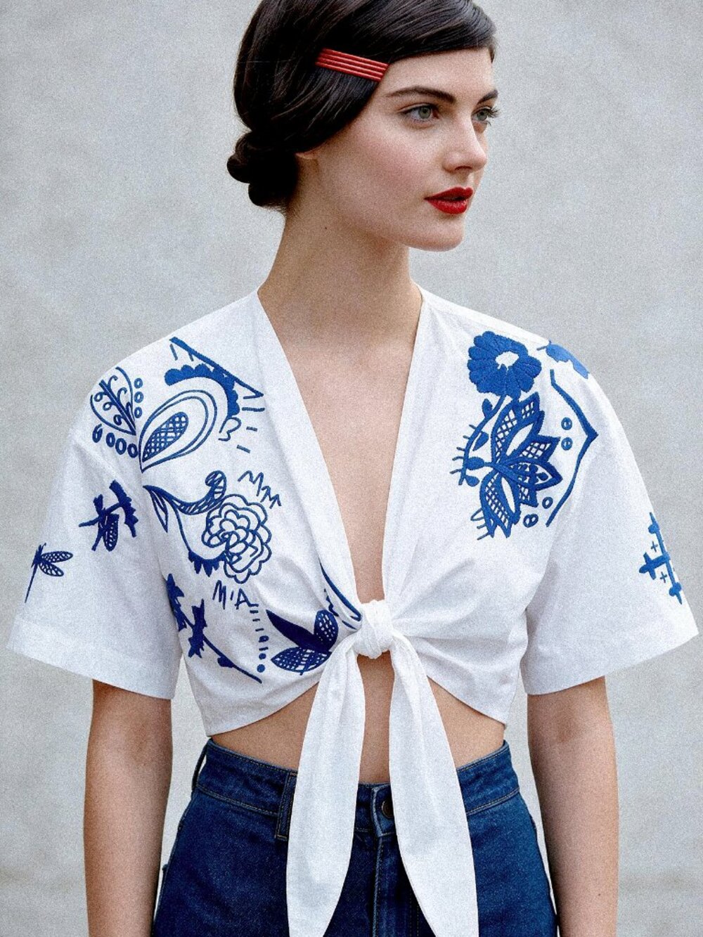 MARQUES' ALMEIDA White Crop Top with Blue Floral Embroidery